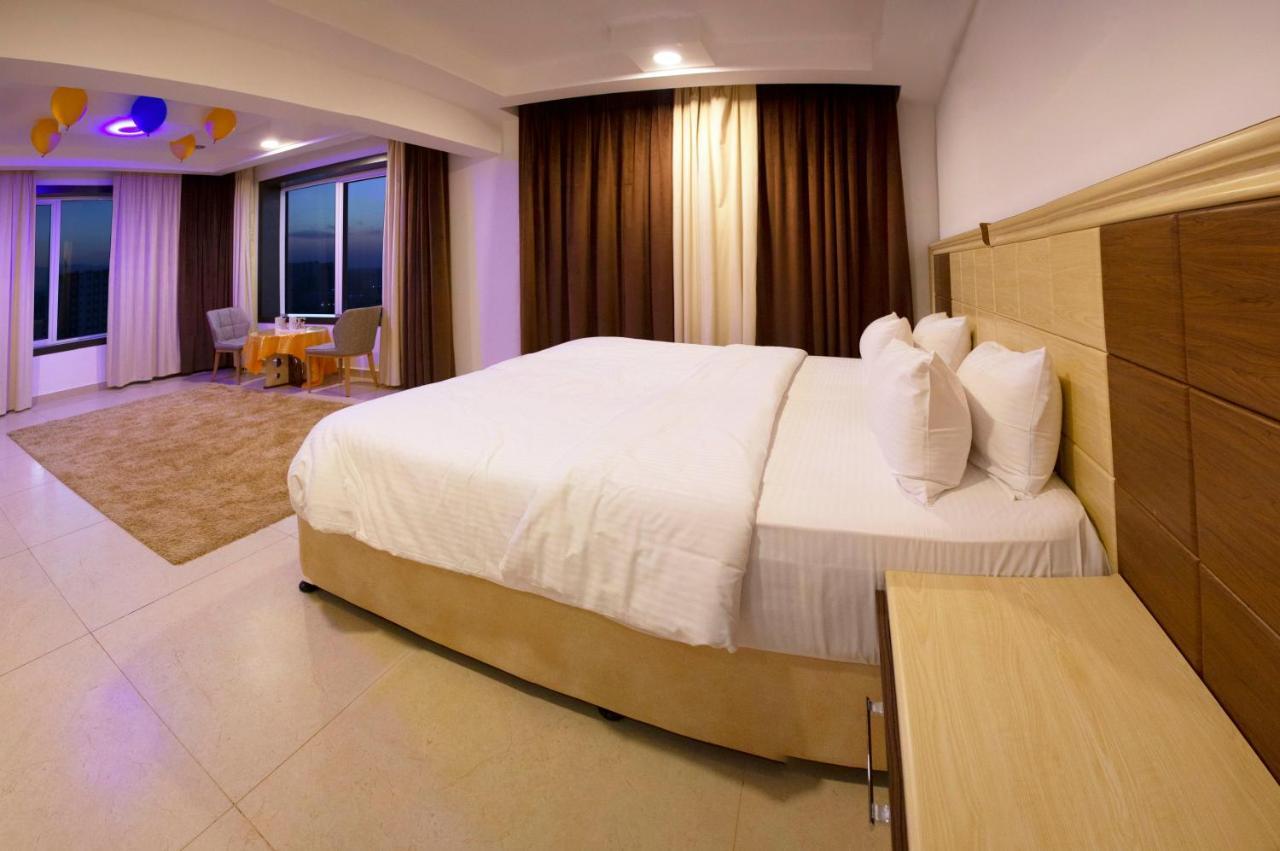 Diamond Star Hotel فندق النجمة الماسية Seeb Exterior foto